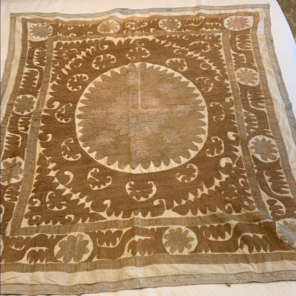 Antique Tan and Cream Suzani